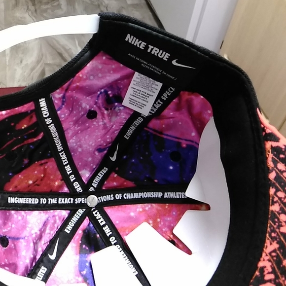 Mens hat.. - Picture 5 of 10